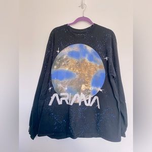 [Ariana Grande] *RESERVED* Limited Official Merch - Long sleeve shirt